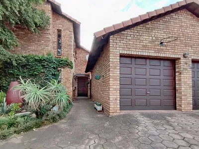 4 Bedroom House For Sale in Pretoria - mm8J.webp