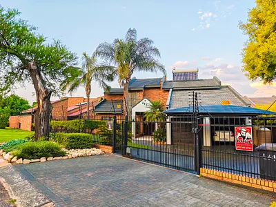 5 Bedroom House For Sale in Pretoria - Jxab.webp