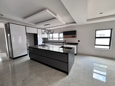 6 Bedroom House For Sale in Pretoria - 7rSv.webp