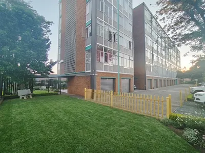 2.5 Bedroom Apartment For Sale in Pretoria - gn70.webp