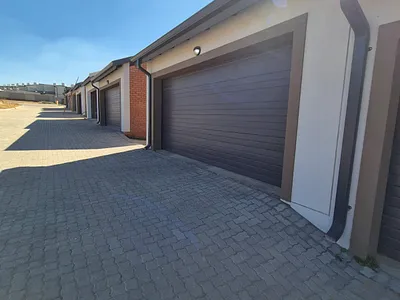 3 Bedroom Townhouse For Sale in Witbank - Gt4h.webp