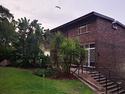 3 Bedroom Apartment For Sale in Pretoria - img