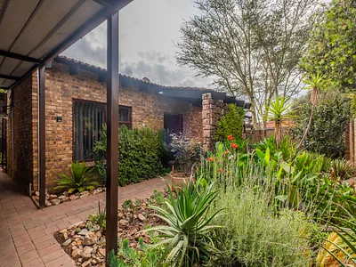 3 Bedroom House For Sale in Pretoria - img