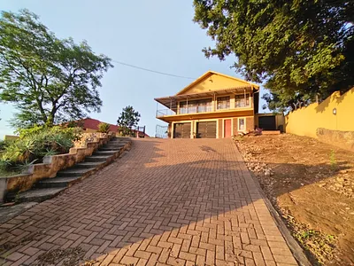 4 Bedroom House For Sale in Pretoria - YGNb.webp