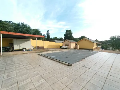 4 Bedroom House For Sale in Pretoria - cbPN.webp