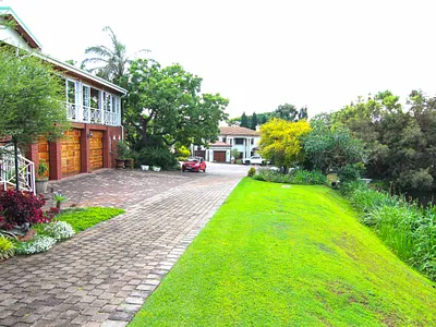 3 Bedroom Townhouse For Sale in Pretoria - R5f4.webp