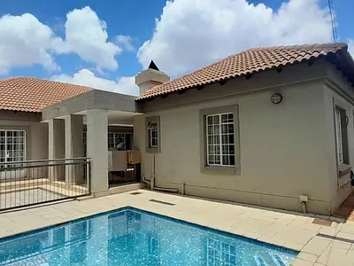 4 Bedroom House To Rent in Pretoria - nIIi.webp