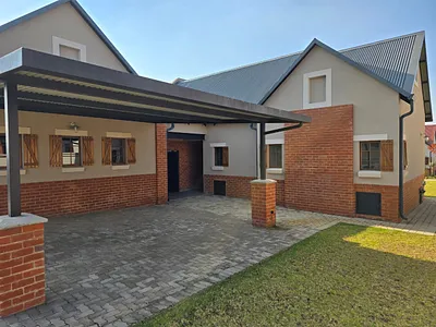 2 Bedroom Townhouse For Sale in Pretoria - BqPp.webp