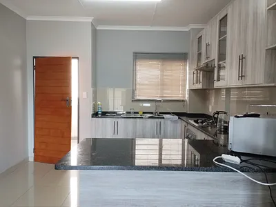 2 Bedroom Apartment For Sale in Tzaneen - qZ8j.webp