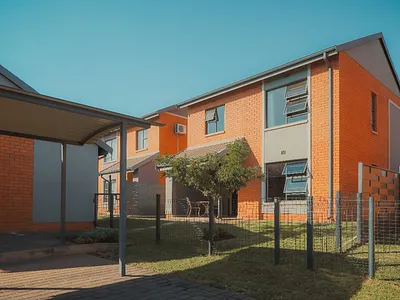 3 Bedroom Townhouse For Sale in Pretoria - 7NEw.webp