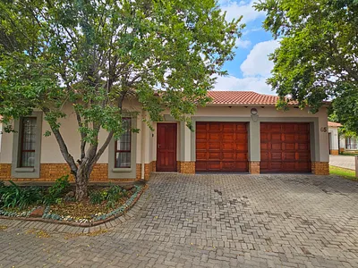 3 Bedroom House For Sale in Pretoria - RVO1.webp