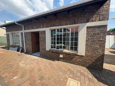 1 Bedroom Apartment To Rent in Centurion - ZUiJ.webp