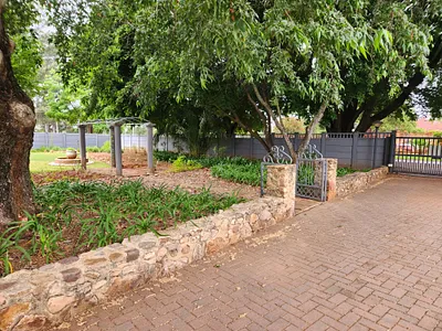4 Bedroom House For Sale in Cullinan - PO81.webp