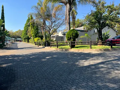 3 Bedroom Townhouse To Rent in Pretoria - qdrs.webp