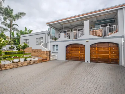 3 Bedroom Townhouse For Sale in Pretoria - ynjx.webp