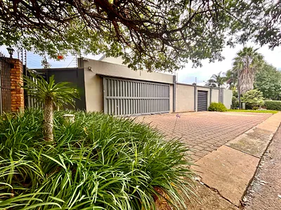 4 Bedroom House For Sale in Pretoria - 91Um.webp