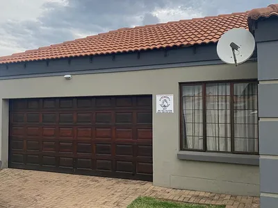 3 Bedroom Townhouse For Sale in Witbank - img