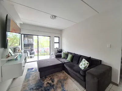 2 Bedroom Apartment To Rent in Pretoria - ofYM.webp