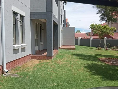 2 Bedroom Apartment For Sale in Centurion - f13s.webp