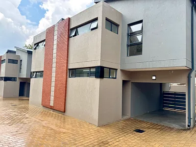 2 Bedroom Apartment For Sale in Pretoria - tDDc.webp