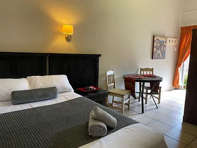 1 Bedroom Apartment To Rent in Middelburg - img