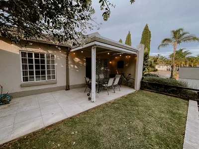 2 Bedroom Townhouse For Sale in Pretoria - OwDQ.webp