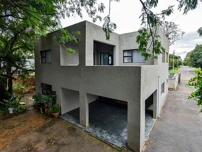 4 Bedroom House For Sale in Pretoria - VQIc.webp