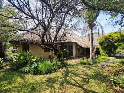 3 Bedroom House For Sale in Mookgopong - LxZZ.webp