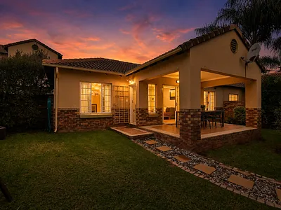 3 Bedroom Townhouse For Sale in Pretoria - Mr77.webp