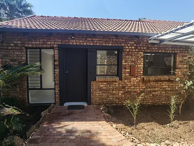 3 Bedroom Townhouse To Rent in Pretoria - OF9h.webp