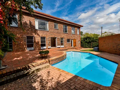 5 Bedroom House For Sale in Pretoria - r2jy.webp