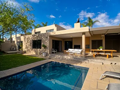 4 Bedroom Townhouse To Rent in Pretoria - cYC9.webp