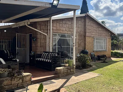 3 Bedroom House To Rent in Roodepoort - xo0q.webp