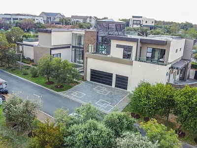 6 Bedroom House For Sale in Midrand - 61Gs.webp