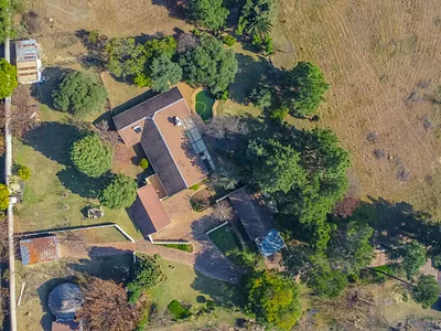 7 Bedroom House For Sale in Randburg - 35k3.webp