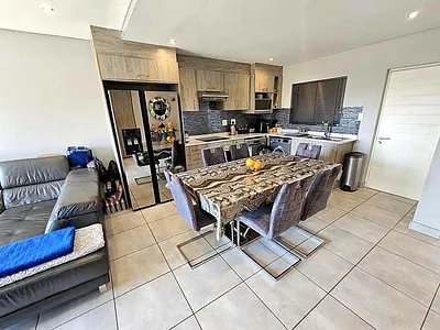 2 Bedroom Apartment To Rent in Sandton - img