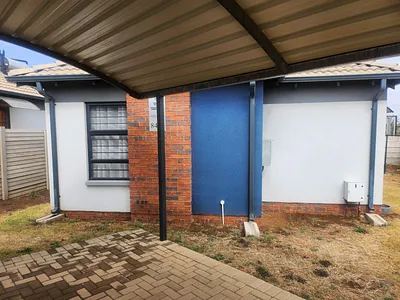 3 Bedroom House To Rent in Alberton - FJkV.webp