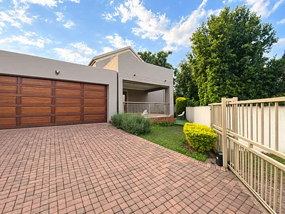 3 Bedroom House To Rent in Sandton - 1273.webp