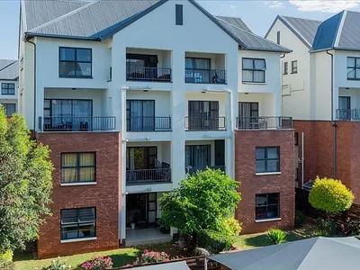 3 Bedroom Apartment For Sale in Edenvale - fSDZ.webp