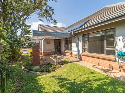 3 Bedroom Townhouse For Sale in Sandton - 8Wph.webp