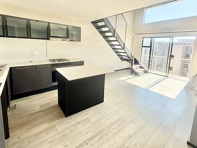 3 Bedroom Apartment For Sale in Sandton - 1uxV.webp