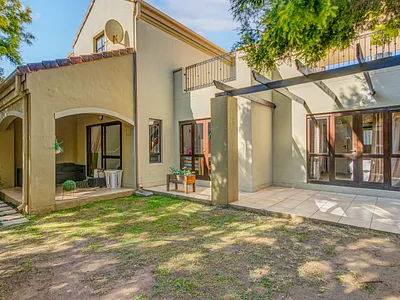 3 Bedroom Apartment For Sale in Sandton - KHL5.webp