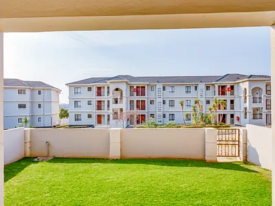 2 Bedroom Apartment For Sale in Midrand - U2p1.webp