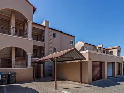 2 Bedroom Apartment To Rent in Randburg - KKWn.webp