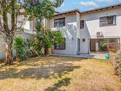 3 Bedroom Townhouse For Sale in Sandton - img