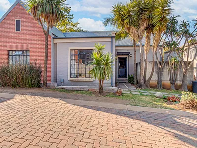 3 Bedroom House For Sale in Randburg - img
