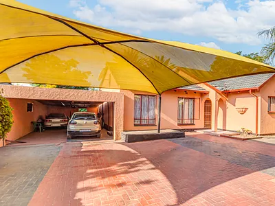 4 Bedroom House For Sale in Midrand - jFEK.webp