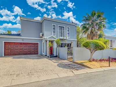 3 Bedroom House For Sale in Midrand - bZKC.webp