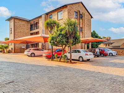 2 Bedroom Apartment For Sale in Randburg - p8wj.webp