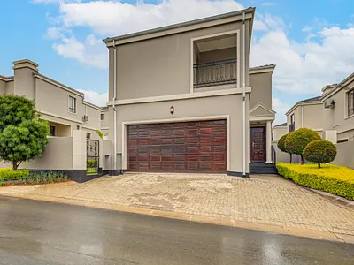 3 Bedroom House To Rent in Sandton - img